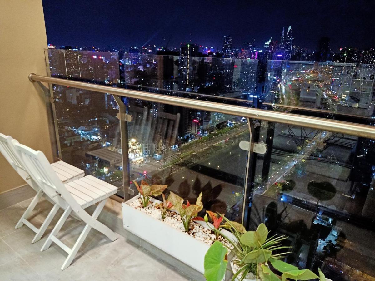 Yourhomes โฮจิมินห์ซิตี้ ภายนอก รูปภาพ